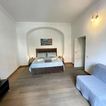 Giulia Mamea Apartamento *
